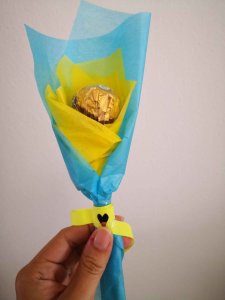 1 Stalk of Ferrero Flower Bouquet